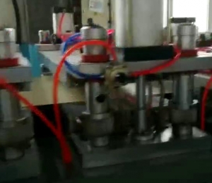 山東客戶，UPVC硬板模具開機(jī)視頻
